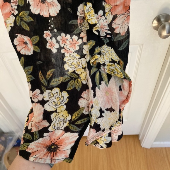 Billabong Floral Mini Dress Pink & Black Ruffle Detail Small - Picture 4 of 9